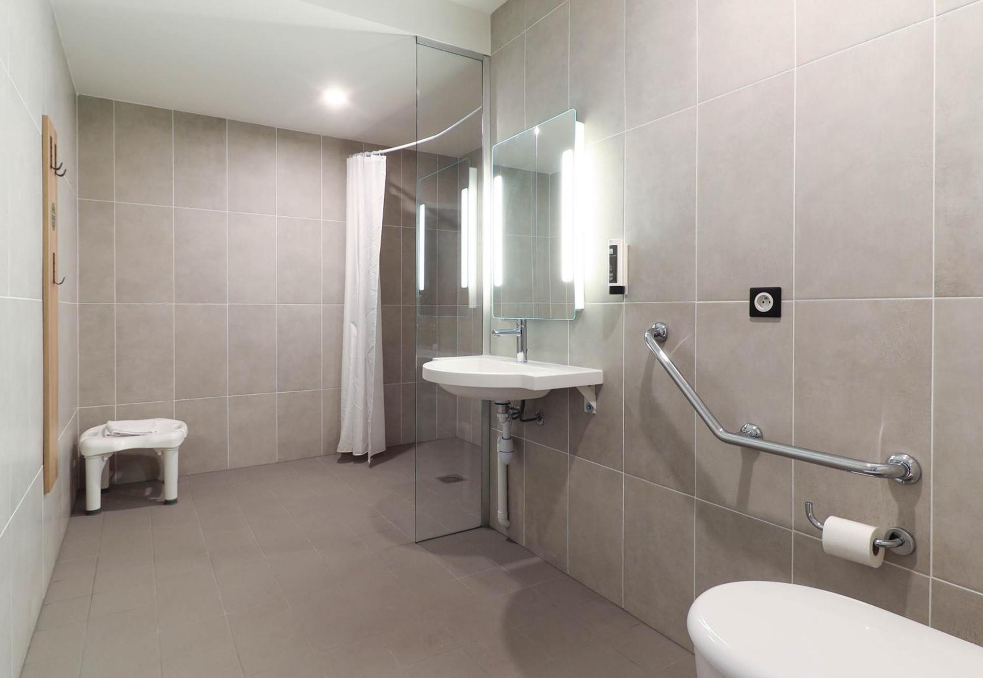 B&B Hotel Dijon Valmy Toison D'Or Екстер'єр фото